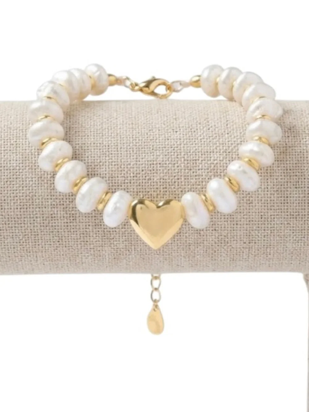 Beaded White/Gold Heart Adjustable Bracelet (NWT)